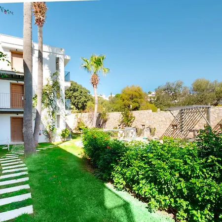 Appartamento With Balcony Shared Pool 5 Min To Beach Gümbet