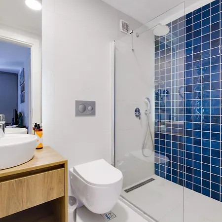 Appartamento With Balcony Shared Pool 5 Min To Beach